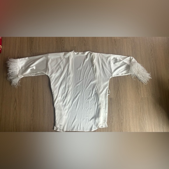 The RobeUA Silk Bridal Robe - Picture 14 of 16